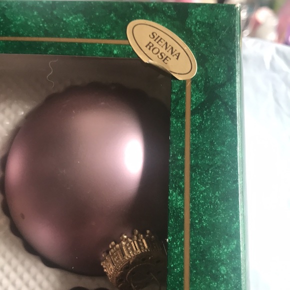 CHRISTMAS BY KREBS SIENNA ROSE GLASS ORNAMENTS - Picture 2 of 3